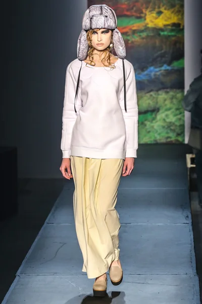 Look 22